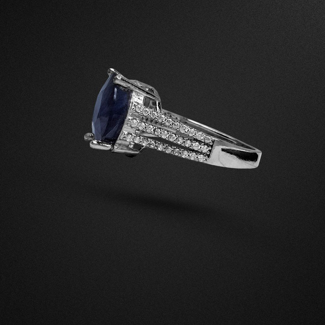 انگشتر نقره زنانه یاقوت کبود رکاب سه‌خط