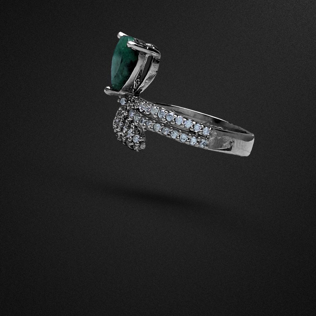 انگشتر نقره زنانه زمرد زامبیا تراش اشک